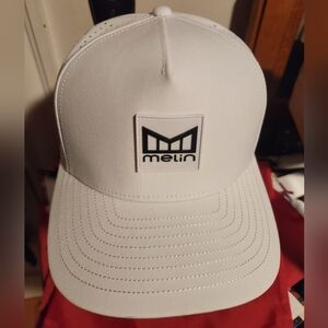 Melin Odessy White BNWOT classic 58cm 79$ Everywhere